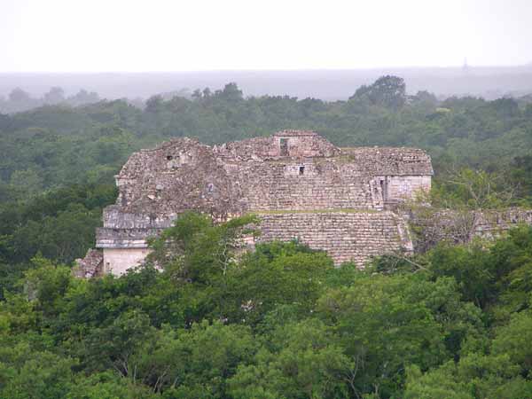 Tempelanlage vom Castillo aus gesehen